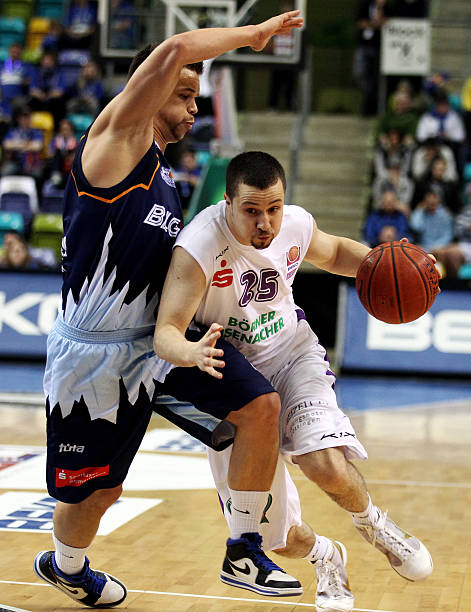 本的四个联 本的四个联