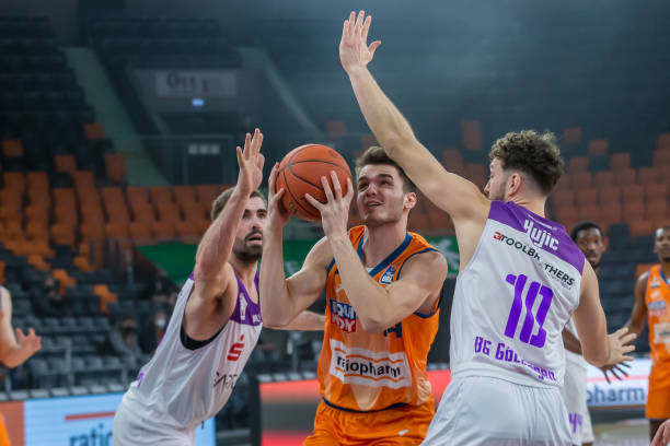 这更像是一 这更像是一