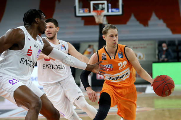 世巡赛第二 世巡赛第二